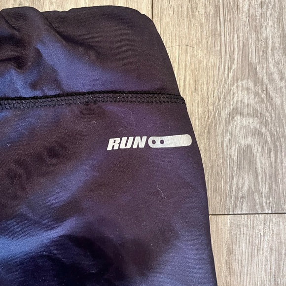 Running shorts - Picture 7 of 11